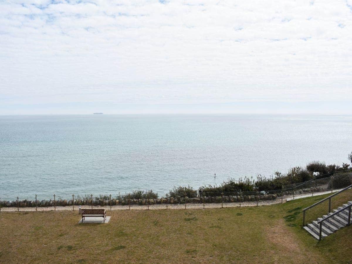 Royal Cliff Luxury Apartments - The Bay Sandown Exterior photo