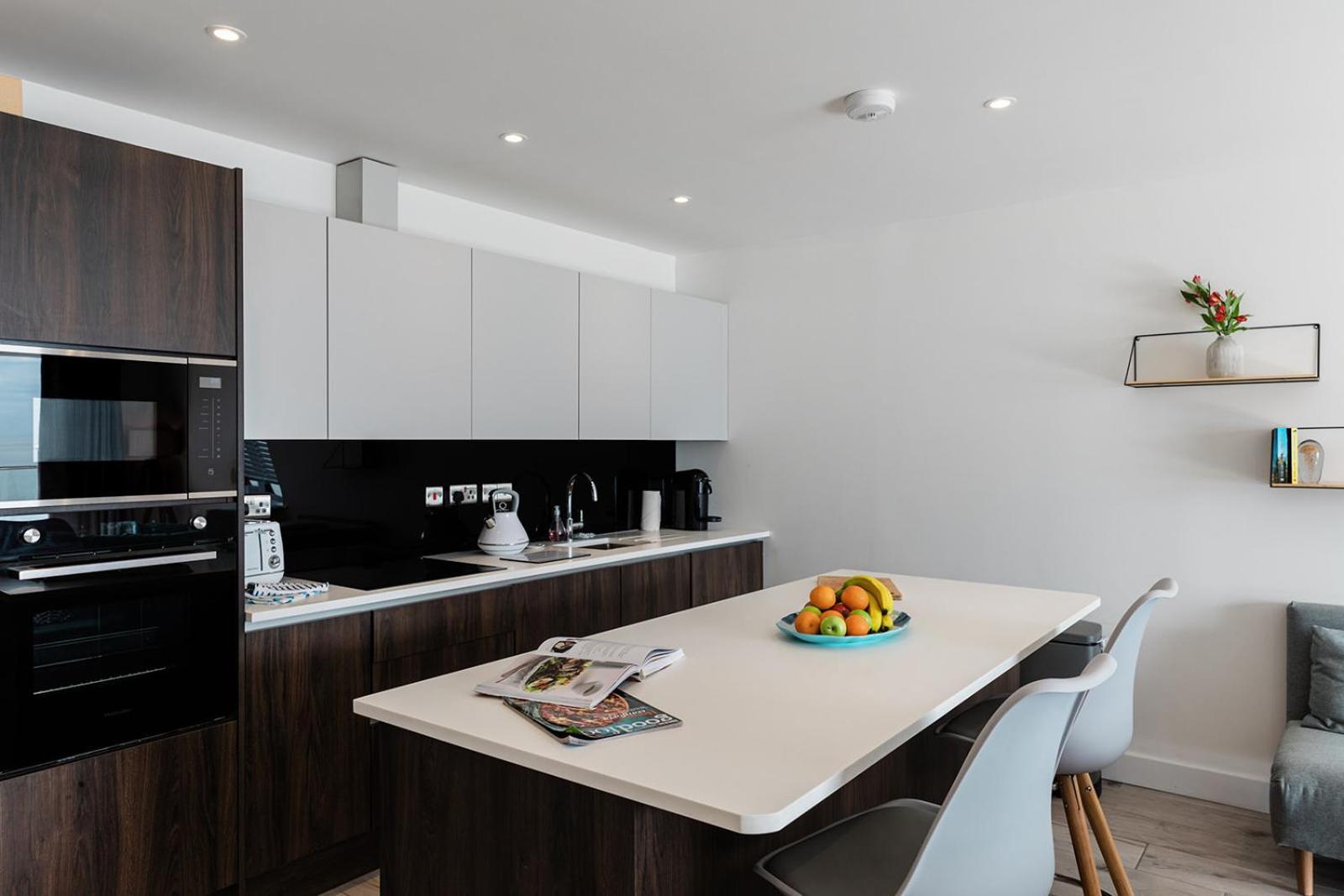 Royal Cliff Luxury Apartments - The Bay Sandown Exterior photo